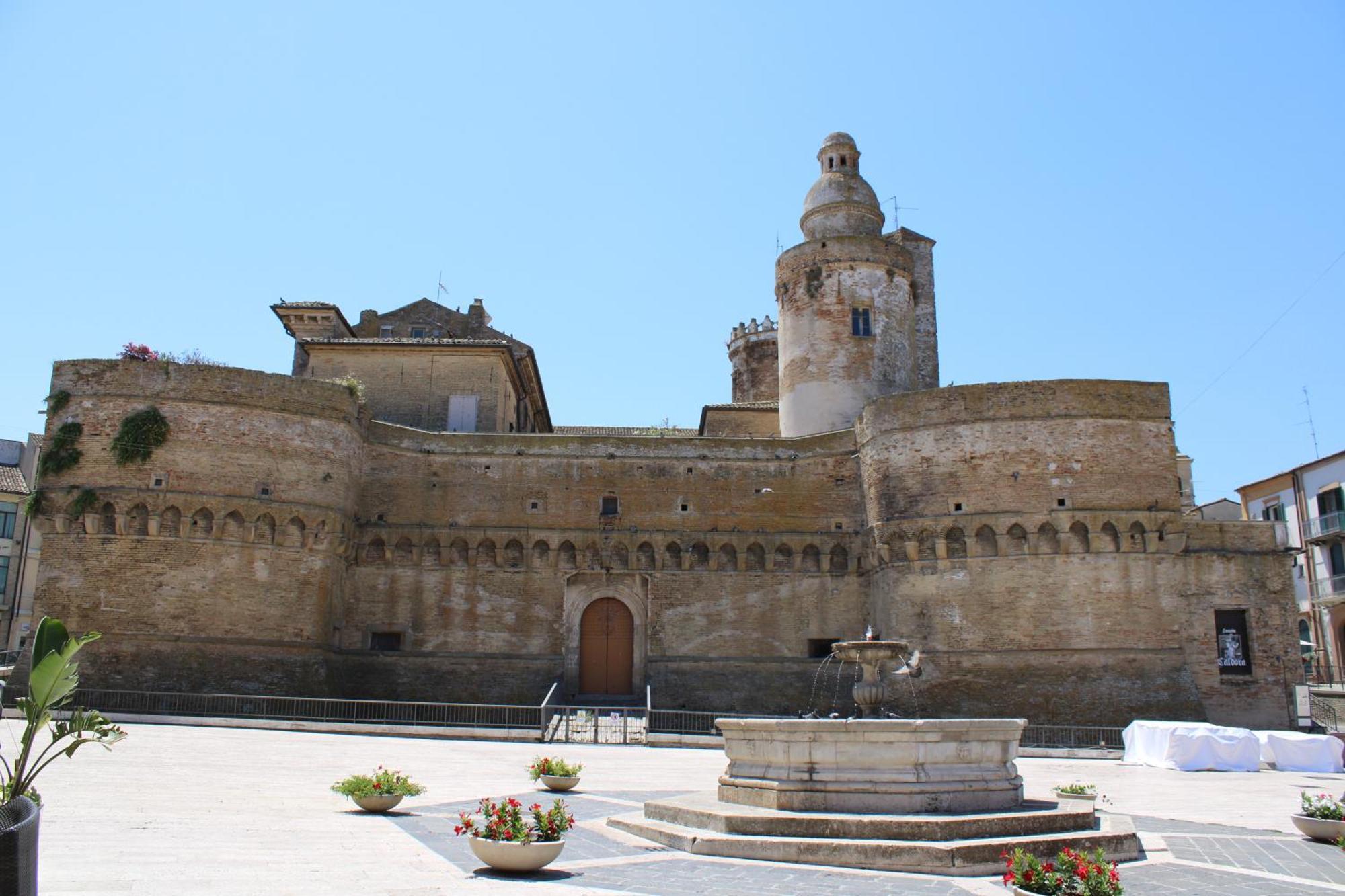 Vasto Aparthotel Exterior photo