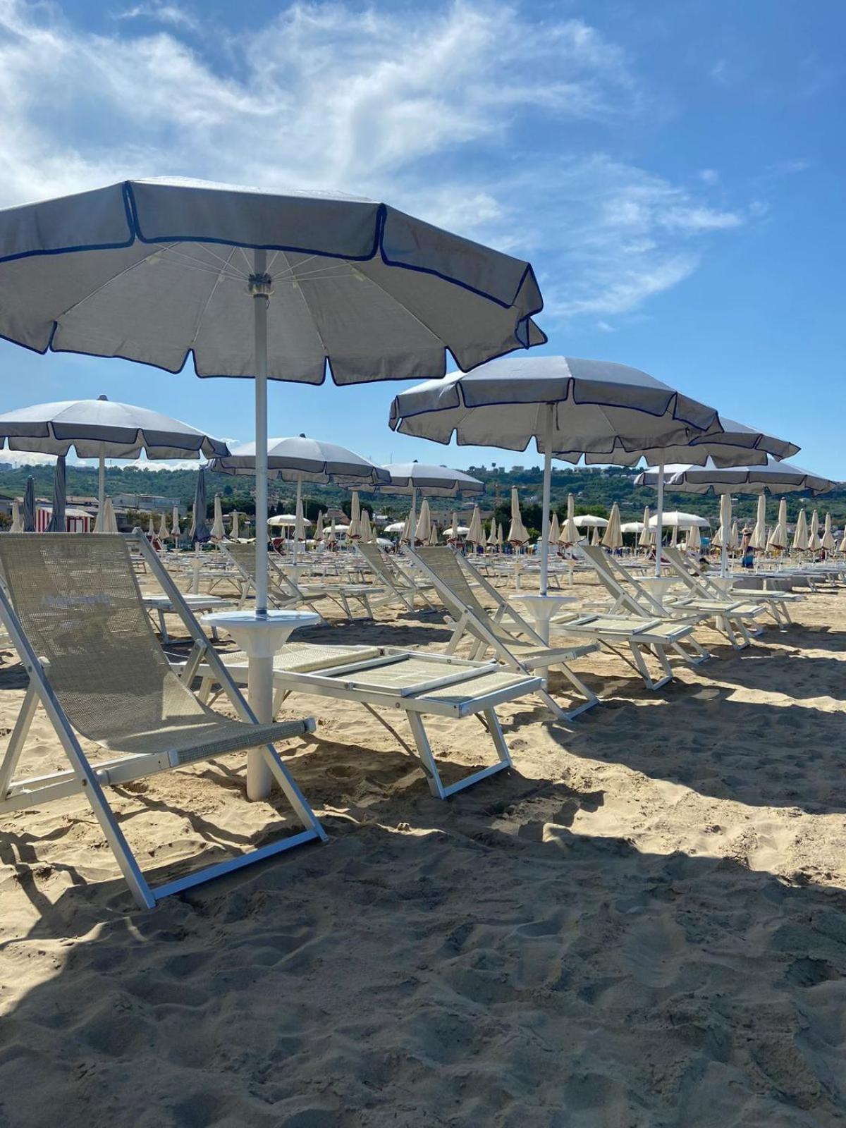 Vasto Aparthotel Exterior photo